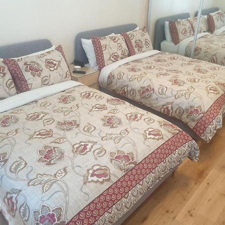 London Luxury Apartments 5 Min Walk From Ilford Station, With Free Parking Free Wifi 외부 사진