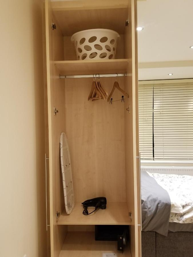 London Luxury Apartments 5 Min Walk From Ilford Station, With Free Parking Free Wifi 외부 사진