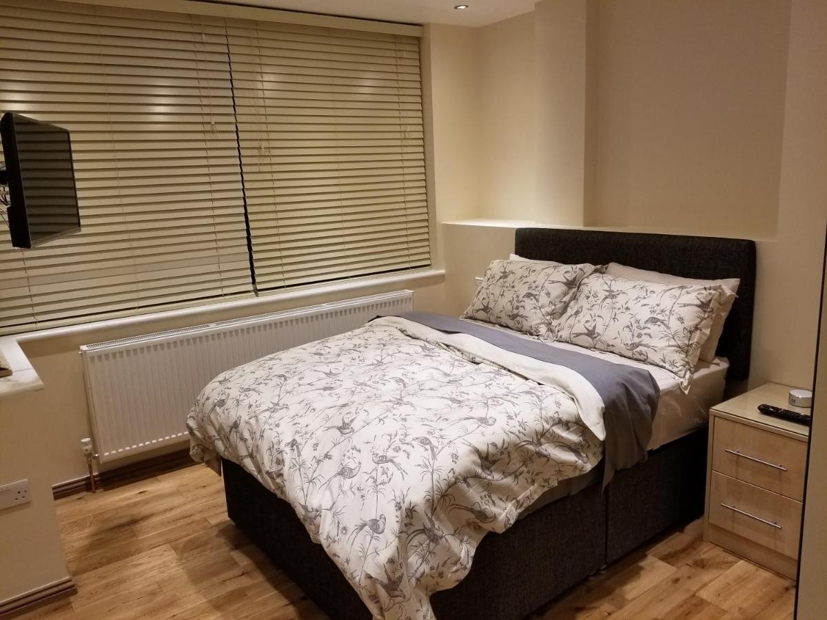London Luxury Apartments 5 Min Walk From Ilford Station, With Free Parking Free Wifi 외부 사진