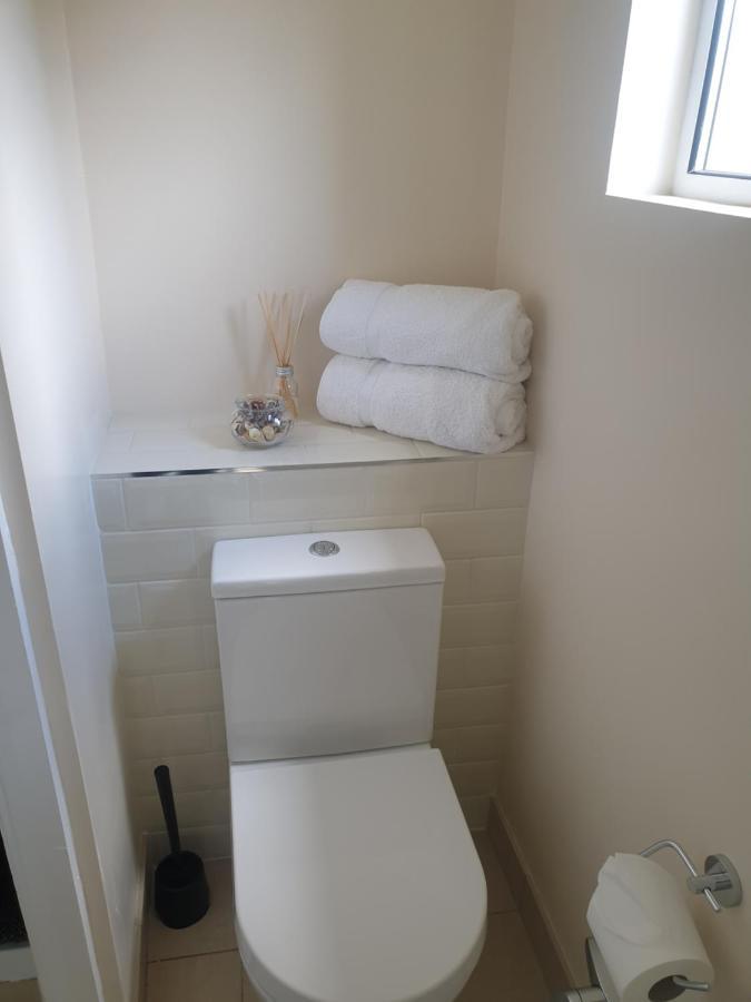 London Luxury Apartments 5 Min Walk From Ilford Station, With Free Parking Free Wifi 외부 사진