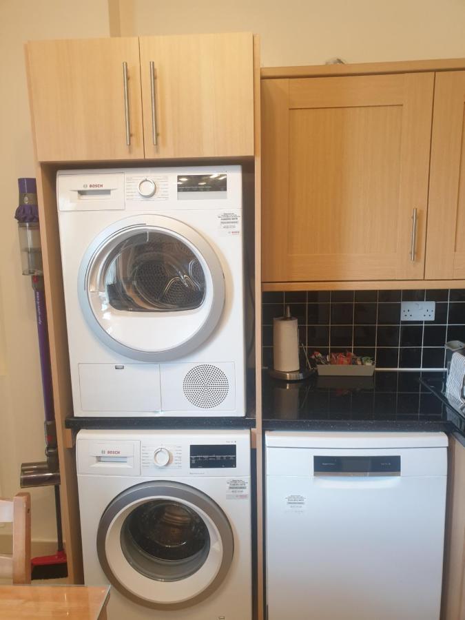 London Luxury Apartments 5 Min Walk From Ilford Station, With Free Parking Free Wifi 외부 사진