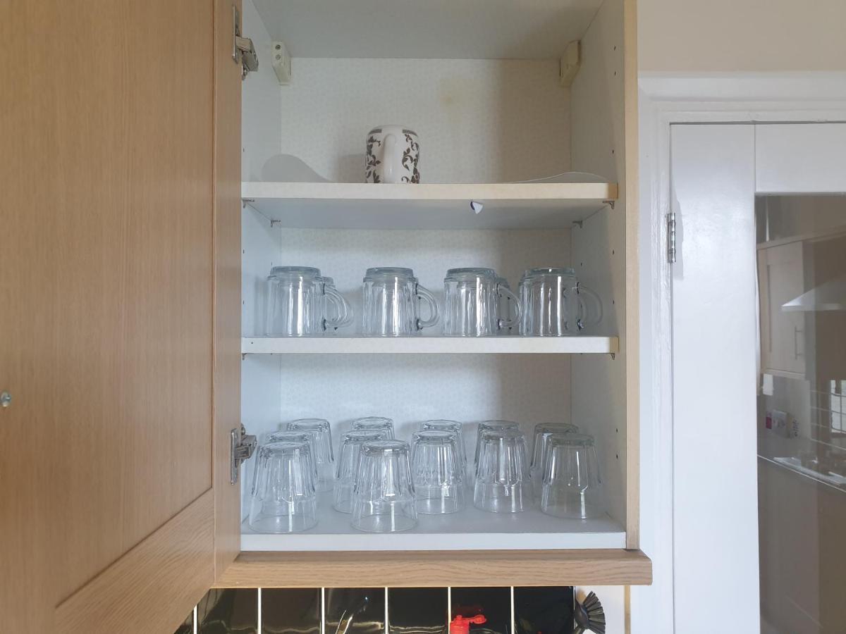 London Luxury Apartments 5 Min Walk From Ilford Station, With Free Parking Free Wifi 외부 사진